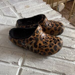CROCS Leopard Print Mules
